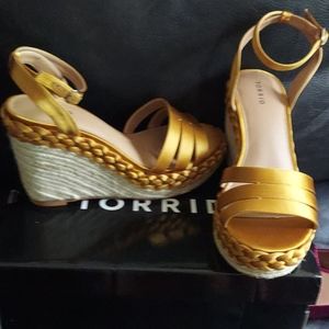 Torrid Wedges
